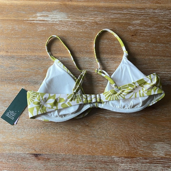 NWT Wild Fable Floral Green Bikini Top SZ M - Picture 3 of 4